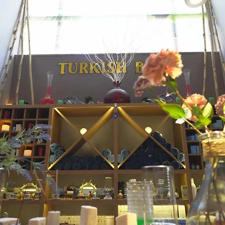 Aparthotel Exelsior Annex 3*