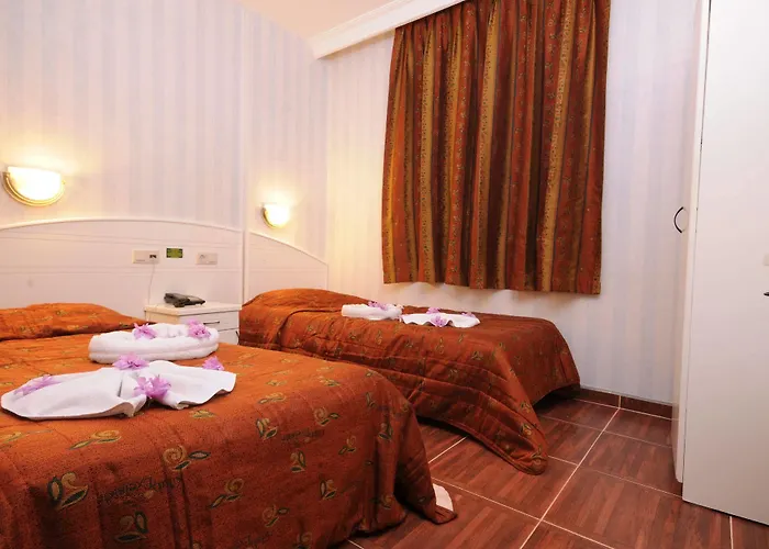 Apart Otel Exelsior Annex 3*